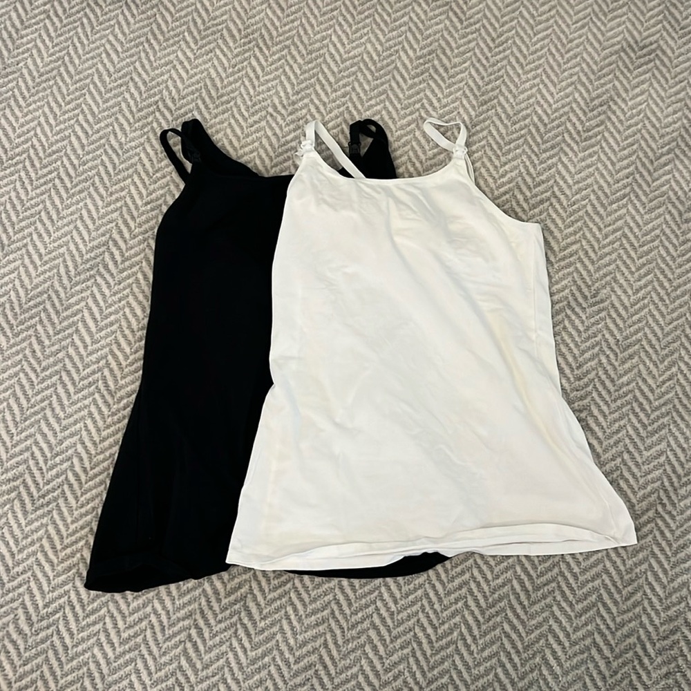 2 Target nursing tanks- Barley used/Like new